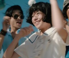 باد برمی‌خیزد